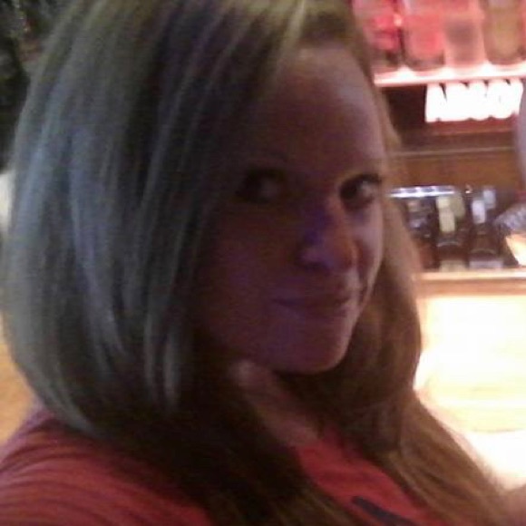 Meet your Posher, Merri - Picture 2 of 2